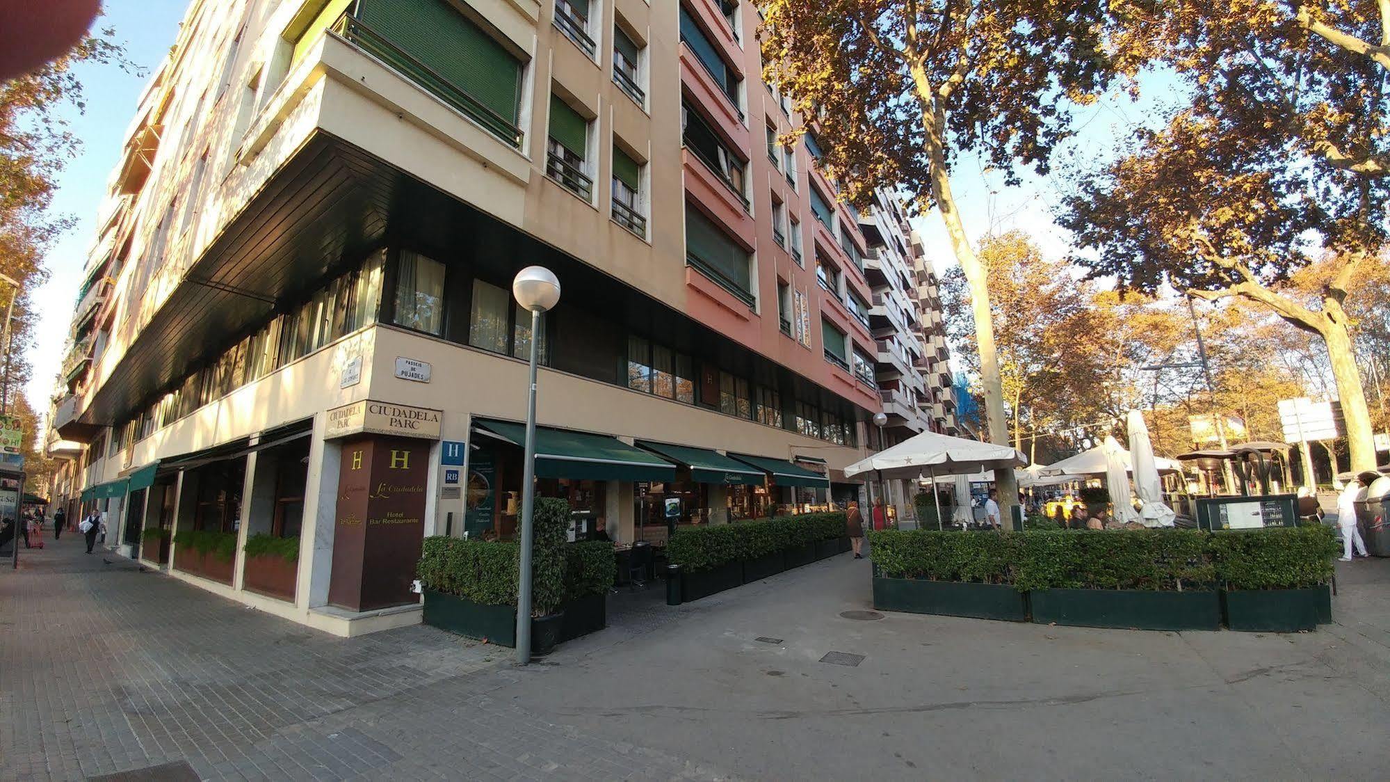La Ciudadela Otel Barselona Dış mekan fotoğraf