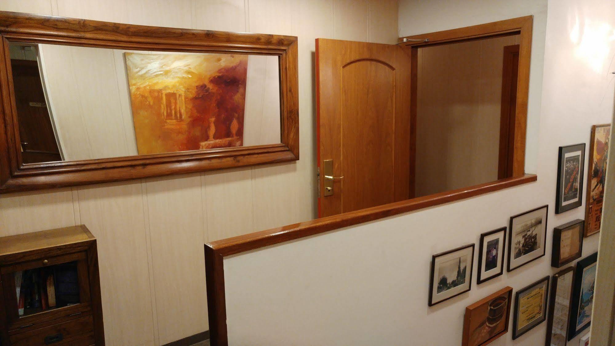 La Ciudadela Otel Barselona Dış mekan fotoğraf